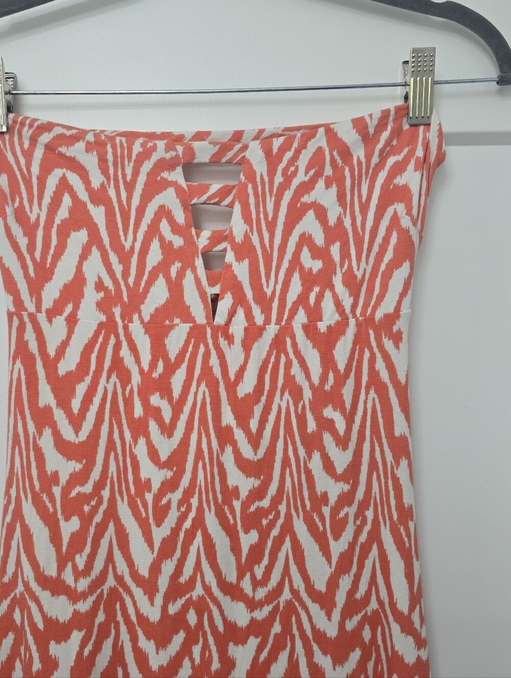 Bebe Strapless Coral Print Maxi Dress Size Small - Picture 3 of 7